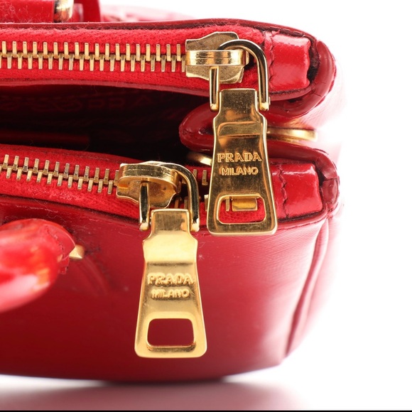 Prada Red Saffiano Patent Leather Tote Bag - Picture 5 of 7